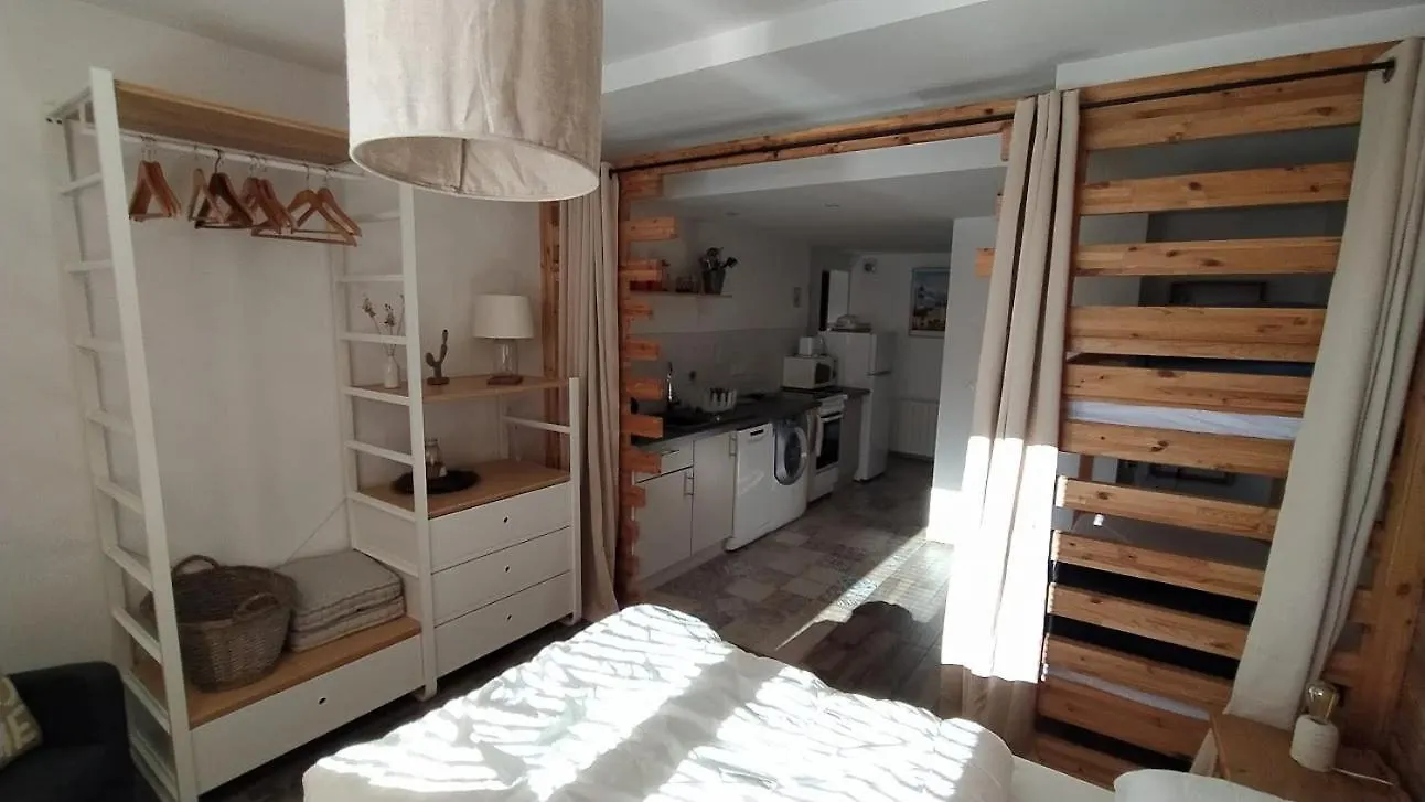 Chez Alphonse Apartment Thones